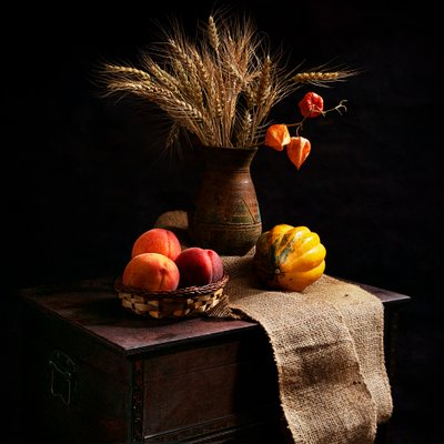 Naturaleza muerta de la cosecha de otoño de Louie Luo