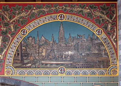 Edificio de la estación de ferrocarril (Sint-Pietersstation). Interior. 1912. Vestíbulo. de Louis Cloquet