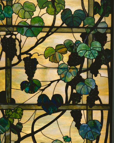 Panel de vid con uvas, c.1902-15 de Louis Comfort Tiffany