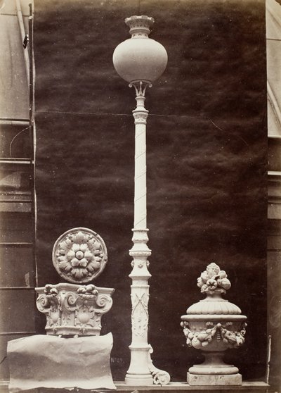Detalles interiores y candelabros, Théâtre du Vaudeville, París de Louis Emile Durandelle