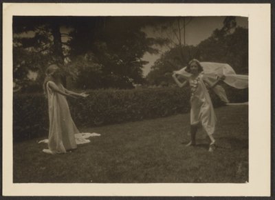[Bailarinas en el jardín] de Louis Fleckenstein