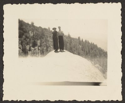 [Cifras Standing on Rock] de Louis Fleckenstein