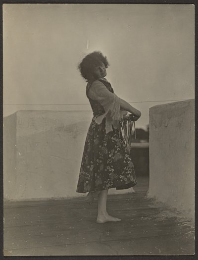 [Florence Dancing on Roof] de Louis Fleckenstein