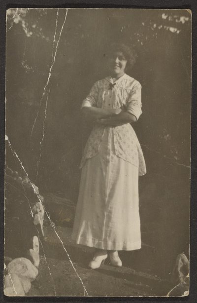 [Florencia de pie en el camino] de Louis Fleckenstein