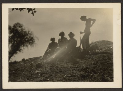 [Grupo en la colina] de Louis Fleckenstein