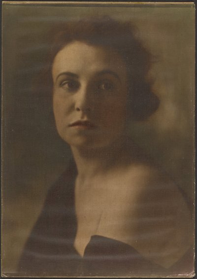 [Retrato de una mujer con el hombro desnudo] de Louis Fleckenstein