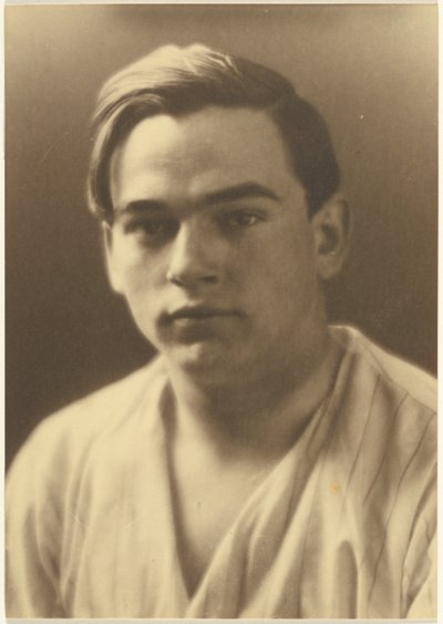 [Retrato de un joven con camisa a rayas] de Louis Fleckenstein