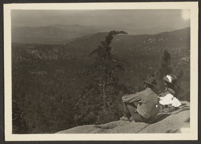 [Dos hombres en la ladera de la montaña] de Louis Fleckenstein