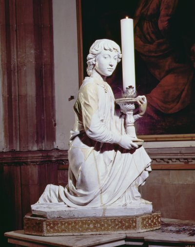 Ángel sosteniendo una vela (cerámica vidriada) (detalle) de Luca Della Robbia