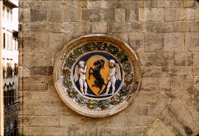 Escudo del gremio Mercanzia de Luca Della Robbia