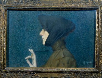 Retrato de mujer con medallón. Mujer de perfil apoyando su colgante delante de ella. de Lucien Levy Dhurmer