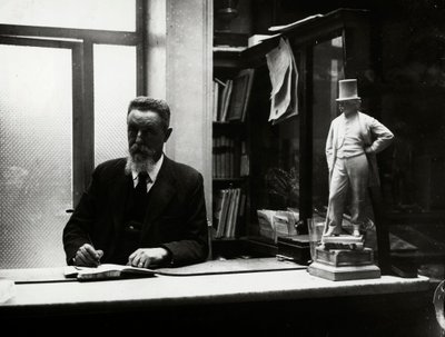 El Sr. Gubinelli, último gerente del Antico Caffè Greco de Via Condotti de Luigi Leoni