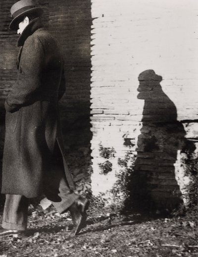 Sombra de hombre con sombrero de Luigi Leoni