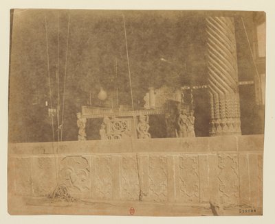 Teherán, trono traído de la India por Nadir Shah [Golestan, Trono de mármol] de Luigi Pesce