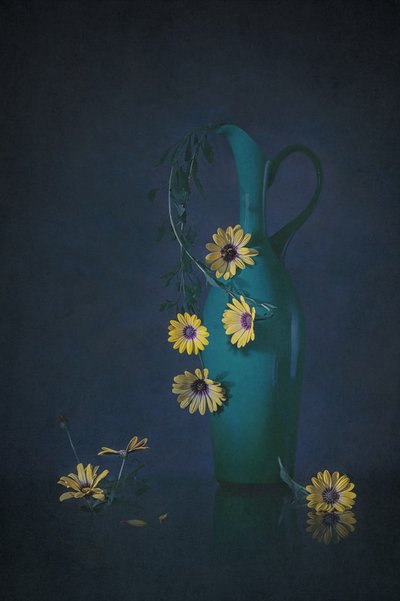 Naturaleza muerta floral evocadora de Lydia Jacobs