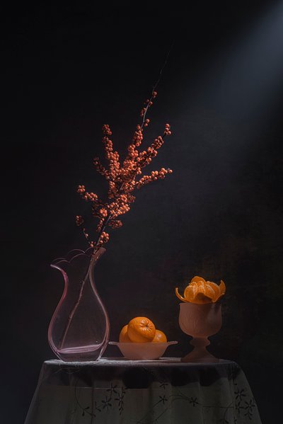 Naturaleza muerta con naranjas y bayas de Lydia Jacobs
