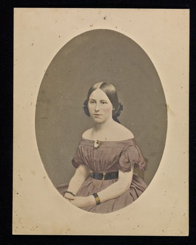 [Retrato de una mujer joven] de M.A. Root