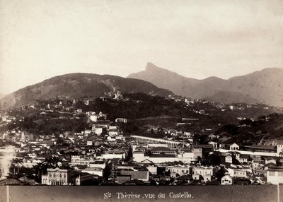 Vista de Santa Teresa en Brasil, c.1880-90 (foto b/n) de Marc Ferrez