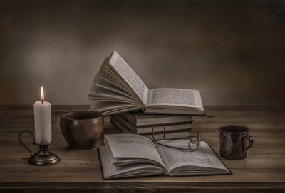 Libros a la luz de las velas de Margareth Perfoncio