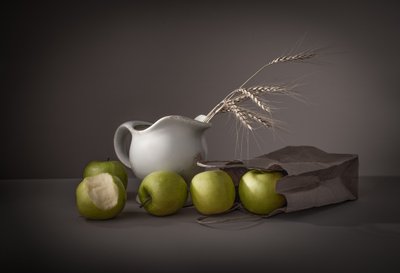 Manzanas y trigo naturales de Margareth Perfoncio