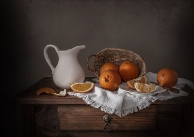 Naturaleza muerta rústica en tonos naranjas de Margareth Perfoncio