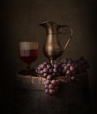 Naturaleza muerta rústica con vino de Margareth Perfoncio