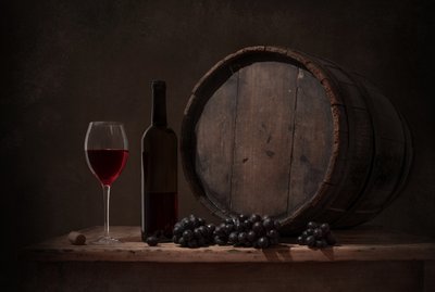 Naturaleza muerta rústica con vino de Margareth Perfoncio