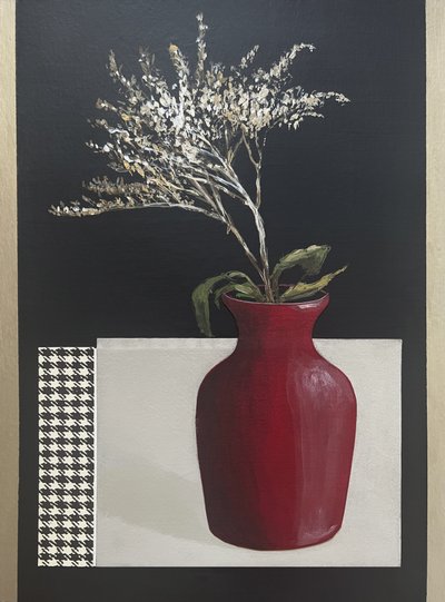 Naturaleza muerta con un elegante jarrón rojo de Marina Kozyr