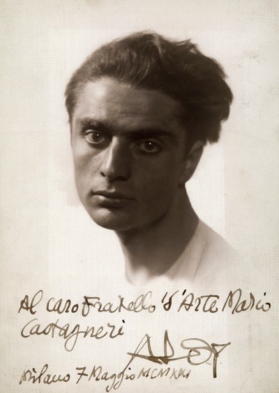 Retrato del pintor Roberto Aloy, 07/06/1921 (foto en blanco y negro) de Mario Castagneri