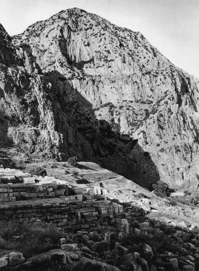 Delfos y los Phaedriades en el Monte Parnaso, Grecia, 1937 de Martin Hurlimann