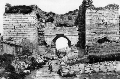 Puerta, Éfeso, Turquía, 1937 de Martin Hurlimann