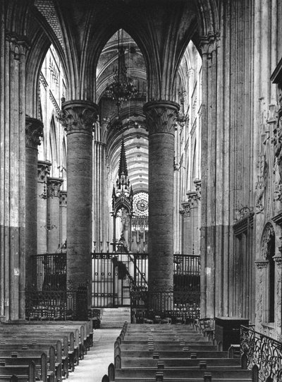 Interior de la Catedral de Rouen, Francia, 1937 de Martin Hurlimann