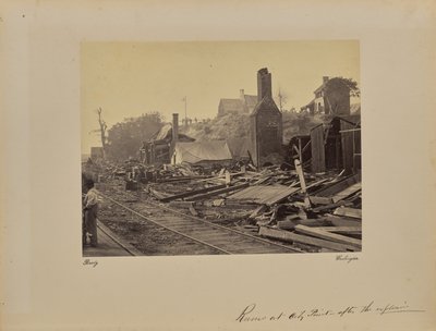 Ruinas en City Point - Después de la explosión de Mathew B. Brady