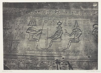 Gran Templo de Denderah (Teutyres), Esculturas de la fachada posterior; Alto Egipto, lámina 19 del álbum "Egypte, Nubie, Palestine et Syrie" (1852). de Maxime Du Camp