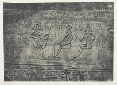 Gran Templo de Denderah (Teutyres), Esculturas de la fachada posterior; Alto Egipto, lámina 19 del álbum "Egypte, Nubie, Palestine et Syrie" (1852). de Maxime Du Camp