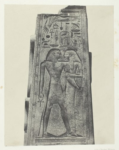 Palais de Karnak, pilar frente al santuario de granito, Tebas de Maxime Du Camp