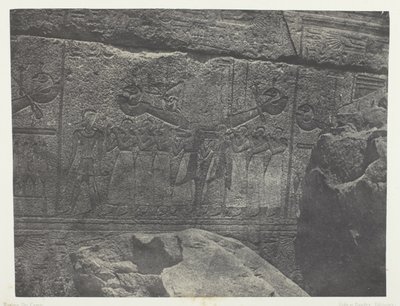 Palacio de Karnak, esculturas exteriores del santuario de granito; Tebas de Maxime Du Camp