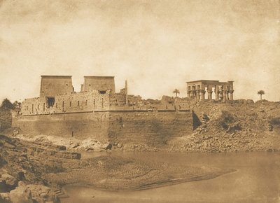Vista general de la isla de Philae, tomada desde la punta sur de la isla de Begueh, 1849-50 de Maxime Du Camp