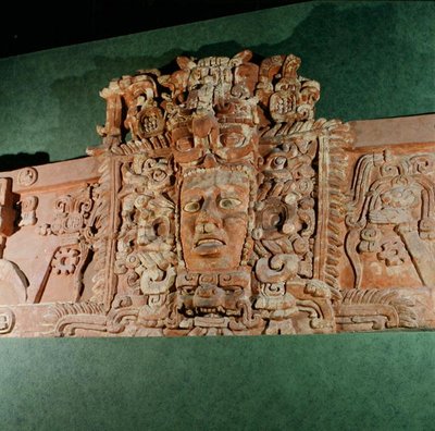 Máscara arquitectónica, Campeche, Península de Yucatán, México de Mayan Mayan