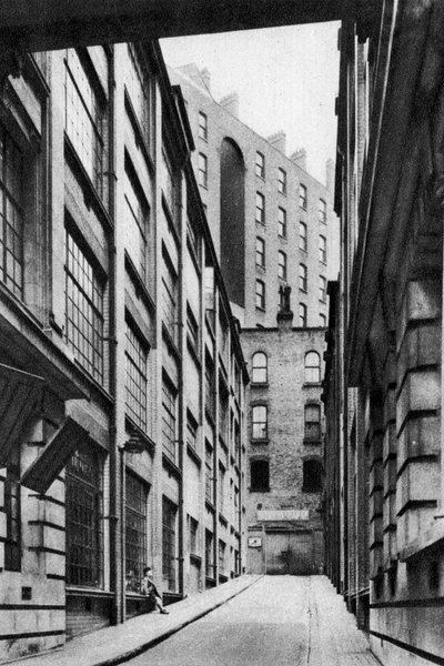 Calle Newcastle, Londres, 1926-1927 de McLeish