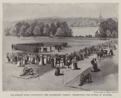Sir Evelyn Wood inspeccionando a los cadetes de Sandhurst, presentando la Espada de Honor de Melton Prior