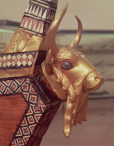 Cabeza de un toro, decoración de un arpa, 2800-2300 a.C. de Mesopotamian