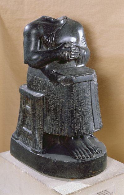 Estatua sin cabeza del Príncipe Gudea (2170-2130 a.C.) como arquitecto, de Telloh (antigua Gersu) 2100-2000 a.C. de Mesopotamian