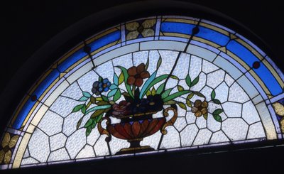 Ventana colonial de Mexican School