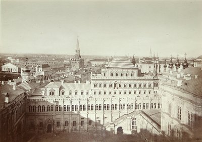 Fachada del Palacio Terem (Palacio Teremnoy, palacio des Terems) en el Kremlin de Moscú. Foto del álbum de Michail Michailoich Panov (1836-1894) de Michail Michailovich Panov