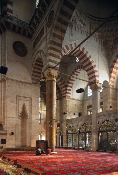 Interior de la Mezquita de Suleymaniye de Mimar Sinan