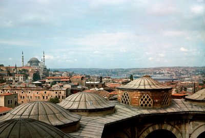 Arquitectura otomana: vista de la ciudad con la mezquita de Suleymaniye (1550-1557) de Mimar Sinan
