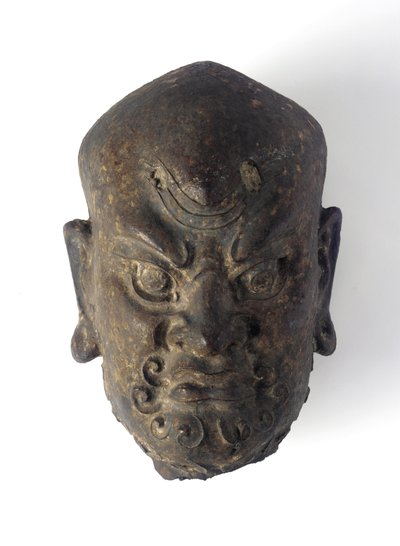 Cabeza de una deidad (hierro) de Ming Dynasty Chinese School