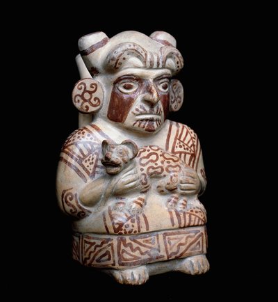 Arte precolombino, civilización mochica: un jefe mochica con un felino en sus brazos. Vaso de arcilla antropomorfo. 200 a.C.-700 d.C. Lima, Museo Nacional de Antropología y Arqueología, Perú de Moche Moche