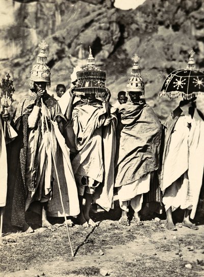 Construyendo un Imperio en la era fascista: un grupo de sacerdotes abisinios, 09/05/1936 de Modestino Baldinetti